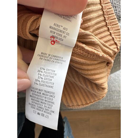 Aerie One Shoulder Asymmetric Fitted Ribbed Crop Top Tan Women's Size M NWT - Picture 6 of 7